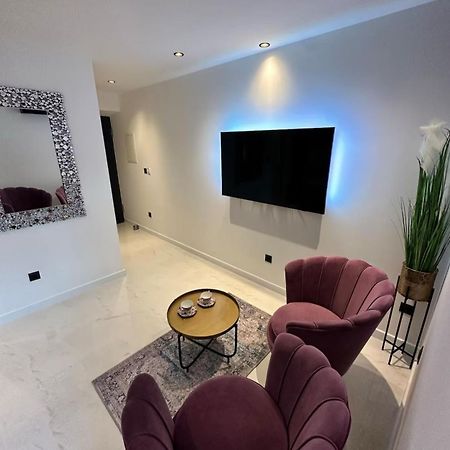 Madonna Luxury Rooms สปลิท ภายนอก รูปภาพ